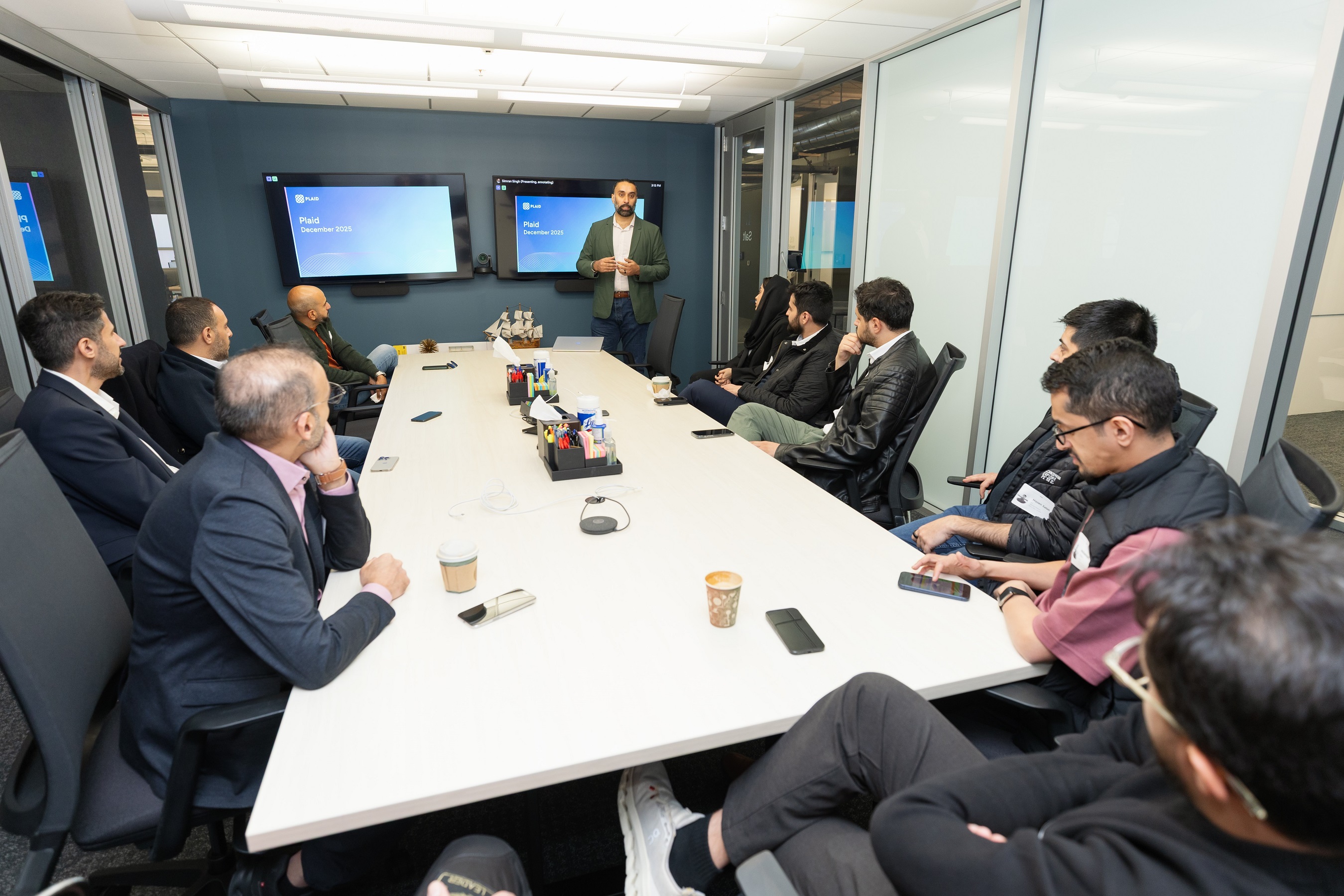 "منشآت" تنظّم زيارة ست شركات سعودية إلى Google في سيليكون فالي "منشآت" تنظّم زيارة ست شركات سعودية إلى Google في سيليكون فالي