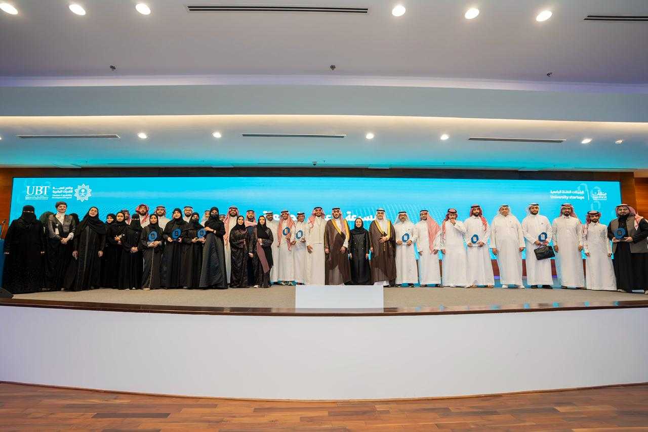 "منشآت" تخرّج 20 شركة ناشئة جامعية من مسرعة جامعة الأعمال والتكنولوجيا بجدة "منشآت" تخرّج 20 شركة ناشئة جامعية من مسرعة جامعة الأعمال والتكنولوجيا بجدة