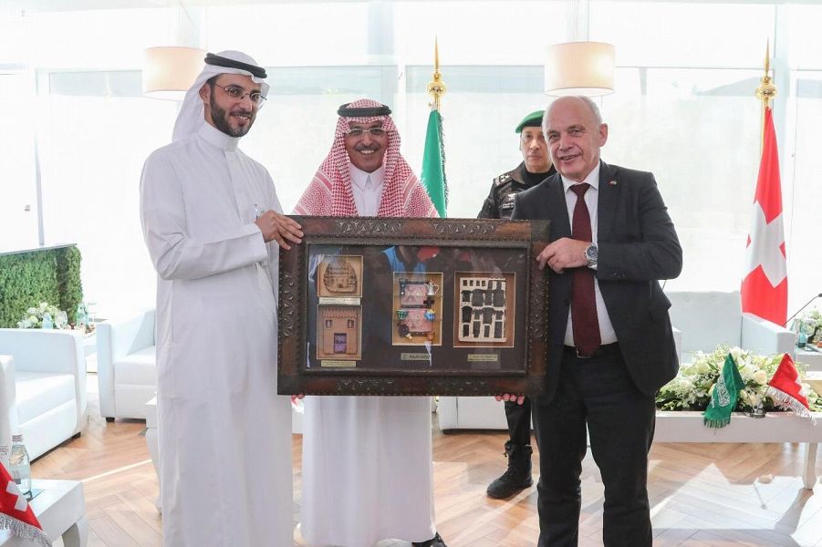 رئيس الاتحاد السويسري يطّلع على أعمال الهيئة العامة للمنشآت الصغيرة والمتوسطة "منشآت"