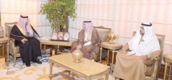أمير عسير يستقبل محافظ هيئة المنشآت الصغيرة والمتوسطة